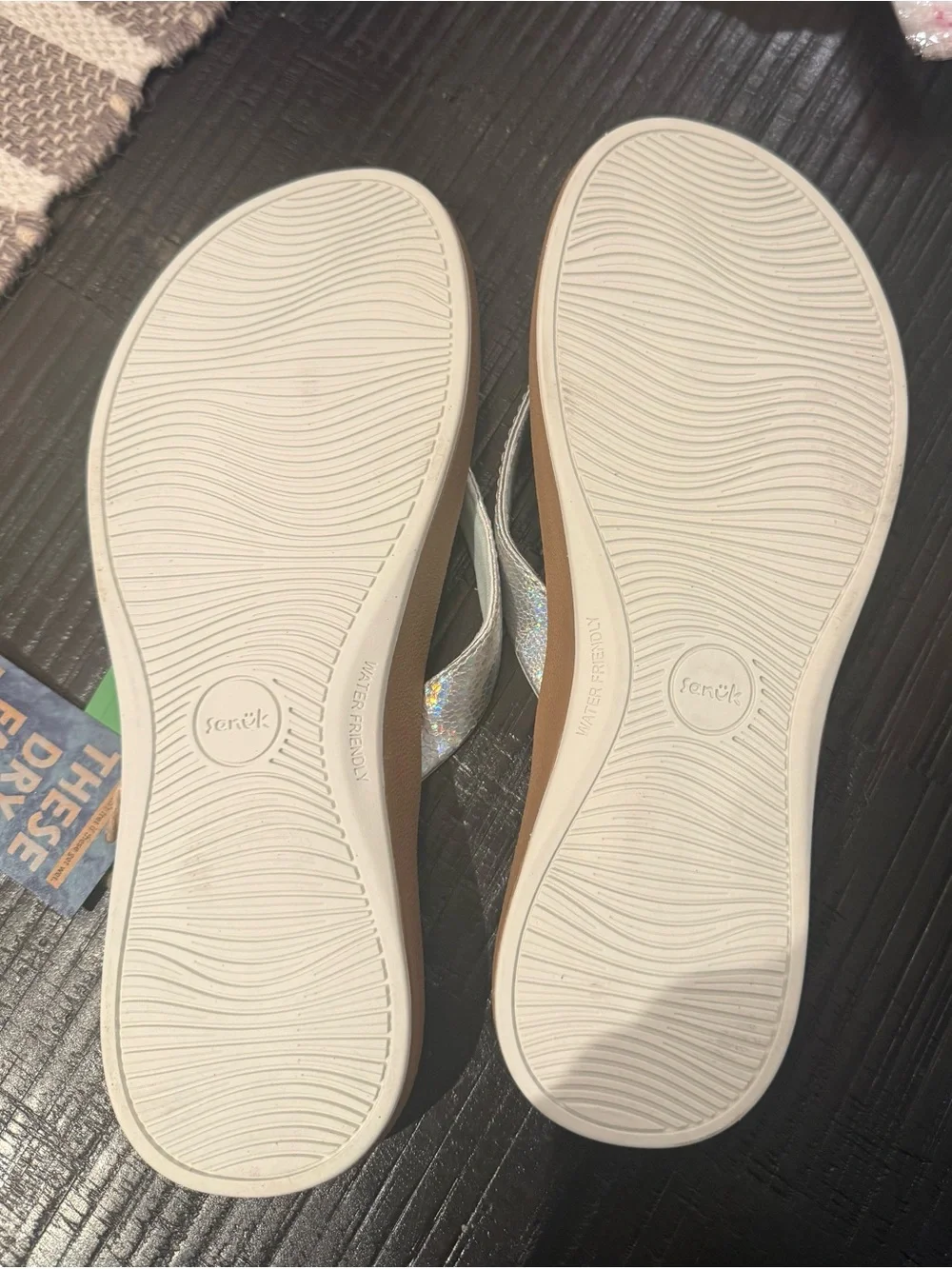 Sanuk Women’s Cosmic Shores Flip Flops Iridescent in Silver. Water Friendly - Picture 4 of 10
